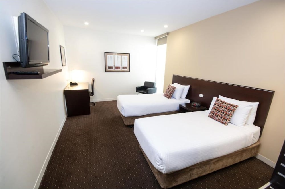 Superior Twin Room (No View) - Photo 1