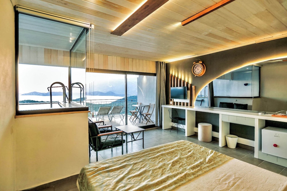 Superior Double Room, Non Smoking, Sea View