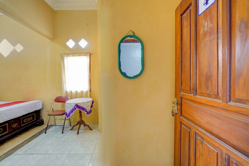 Standard Double Room - Photo 3
