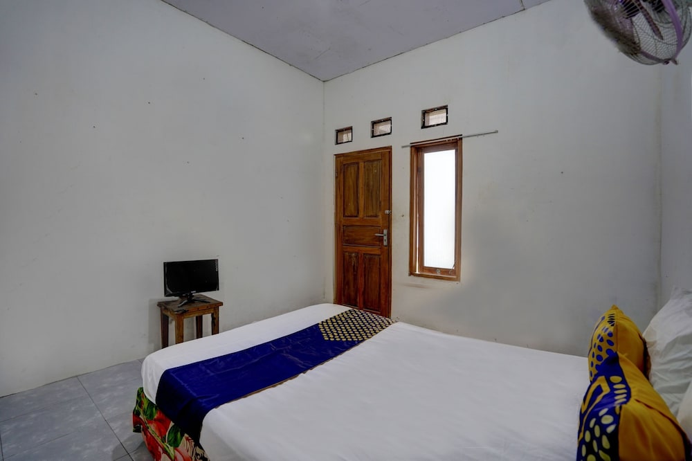 Double Room - Photo 2