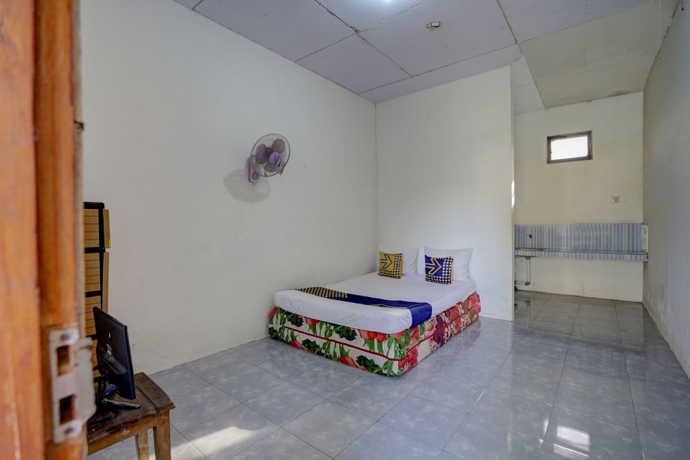 Double Room - Photo 8