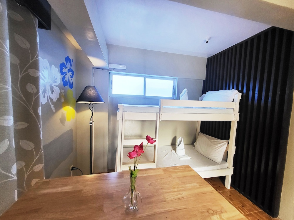 Standard Room, Multiple Beds, Ground Floor - Photo 2