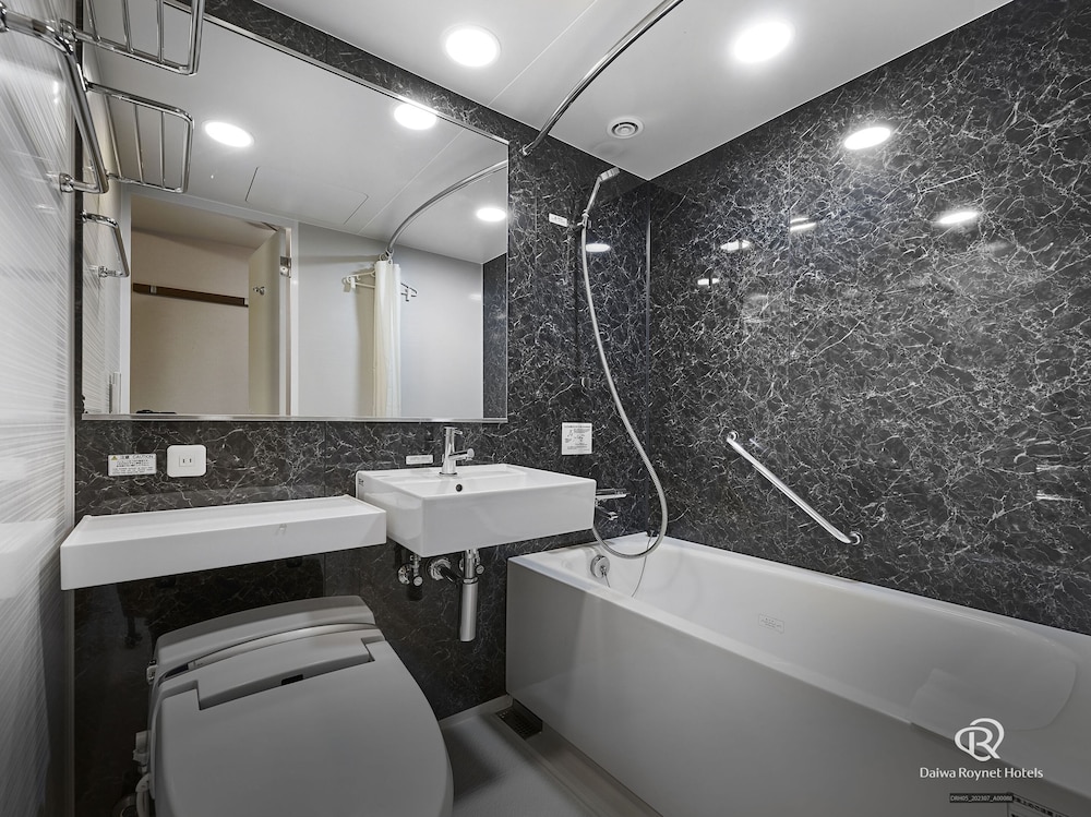 Moderate Double Room, Non Smoking - Photo 11