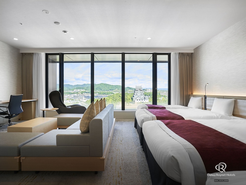 [No Smoking/Castle View] Junior Suite Fours - Photo 1