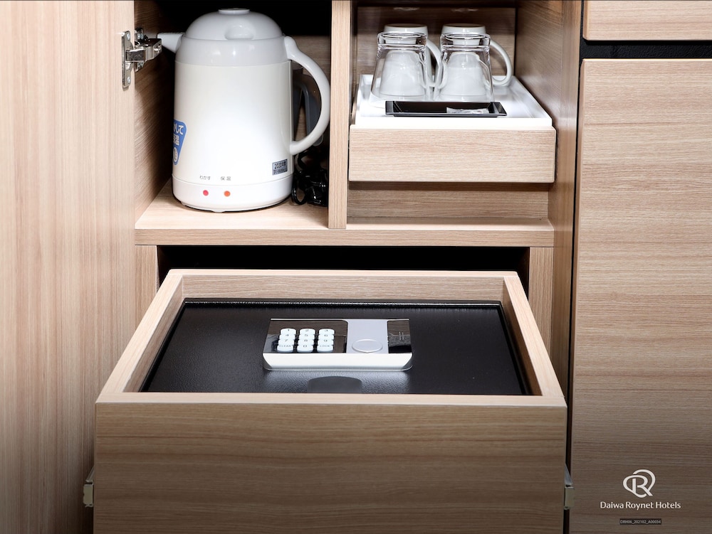 [No Smoking/Castle View] Junior Suite Fours - Photo 9