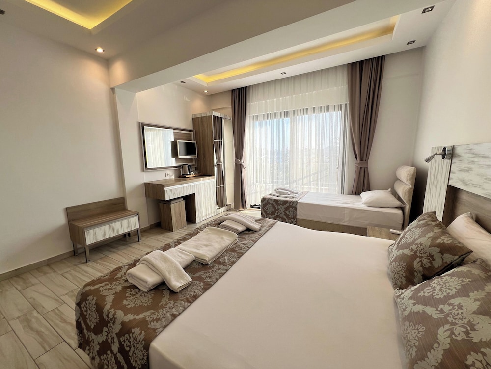 Family Room, Sea View