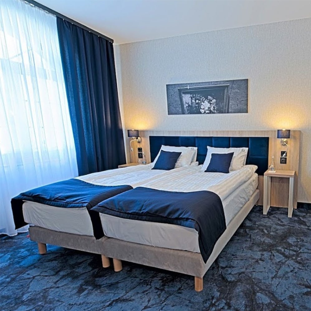 Standard Room - Photo 1