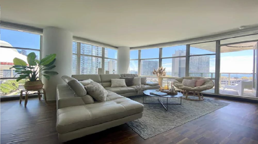 Deluxe Apartment
