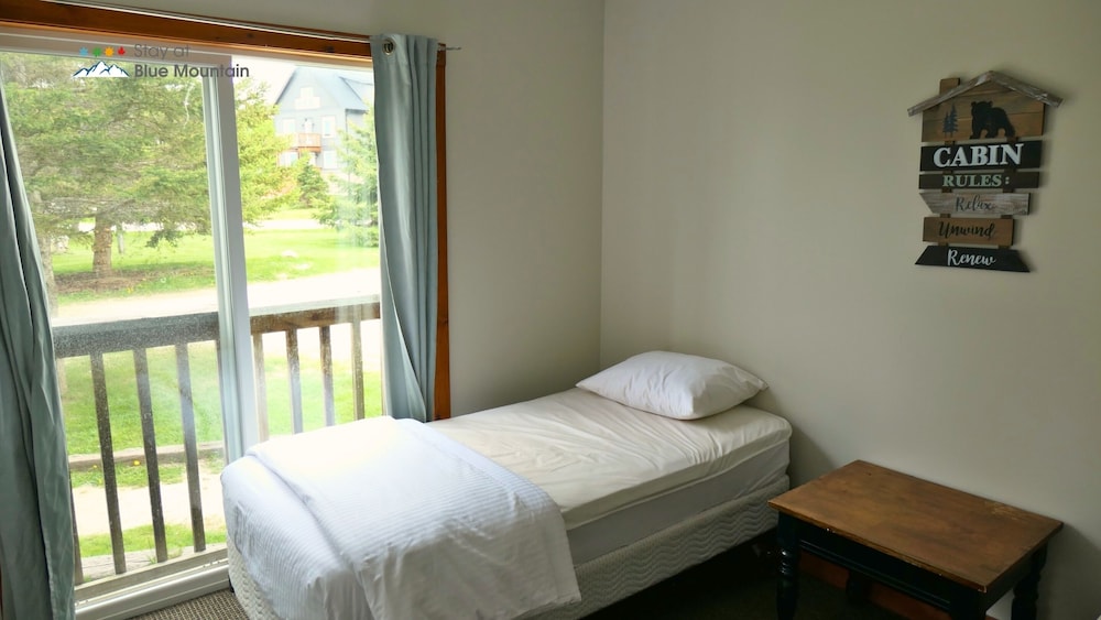 Cottage, Multiple Bedrooms, Kitchen (Linen & Towels Not Included) photo 3