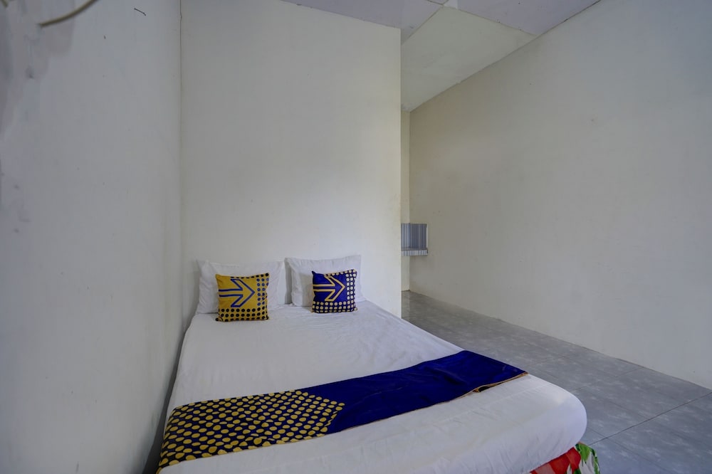 Double Room - Photo 16