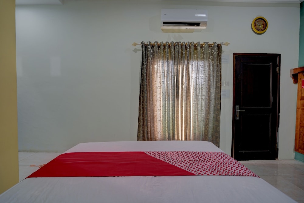 Standard Double Room - Photo 10
