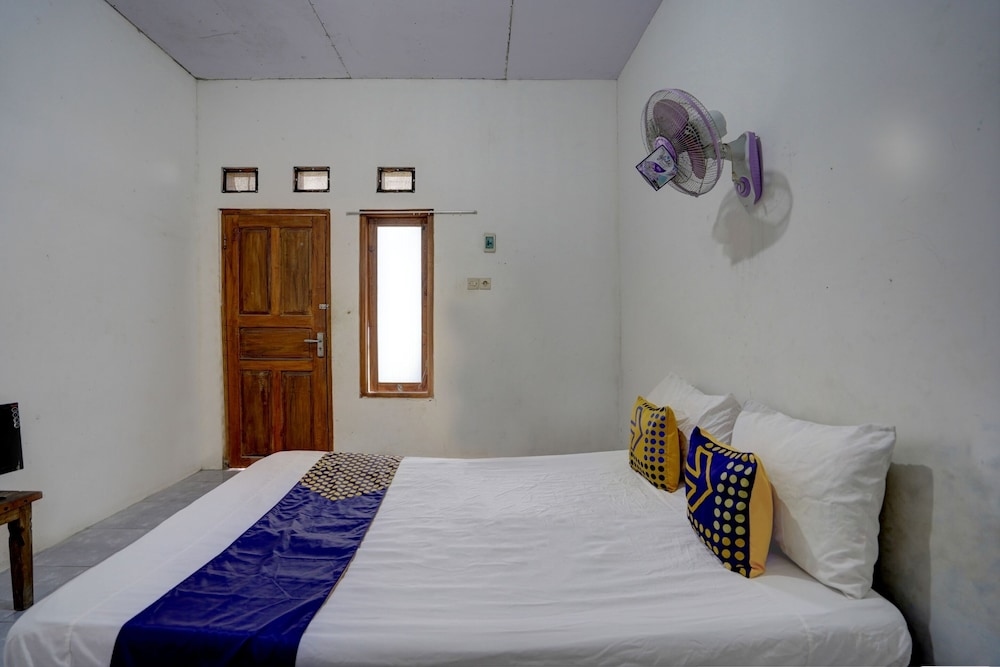 Double Room - Photo 10