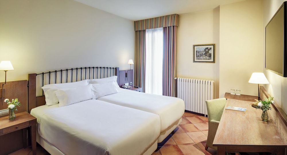 Classic Twin Room - Photo 1