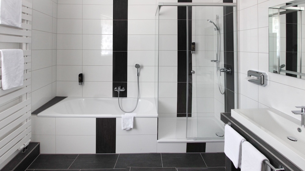 Classic Double Room, Private Bathroom (Teils Auch Als Ez Buchbar) - Photo 18