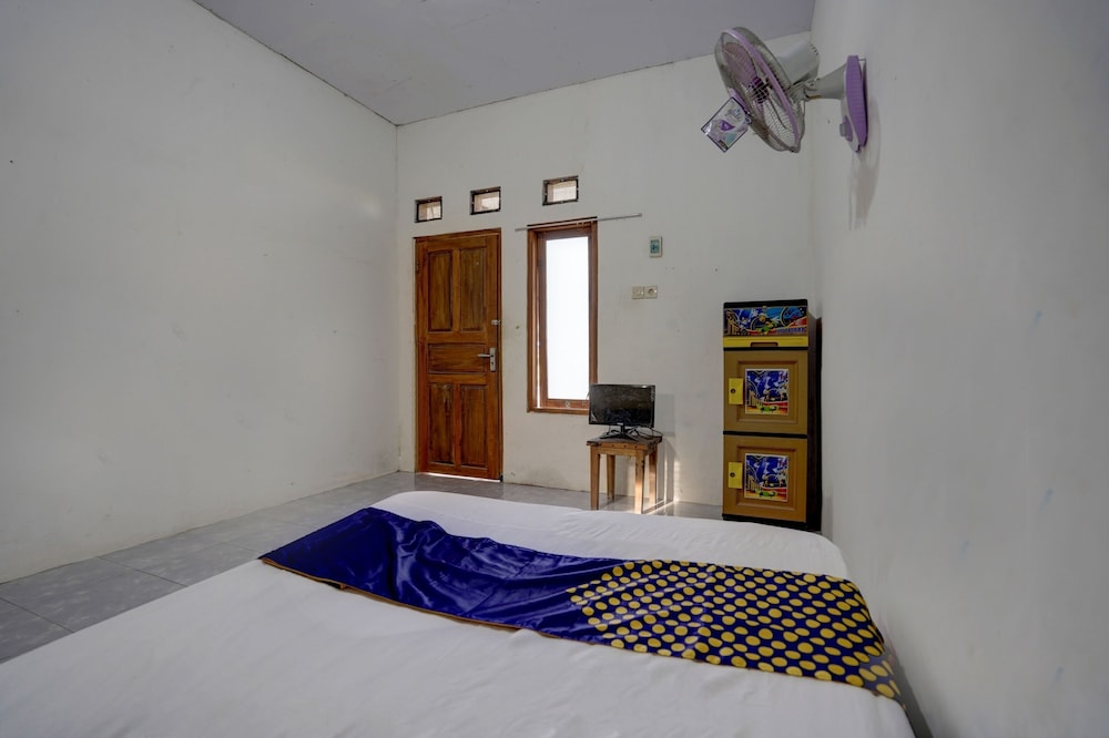 Double Room - Photo 14