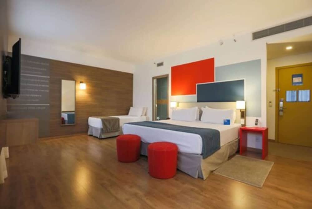 Room, Multiple Beds, Non Smoking (Efficiency)