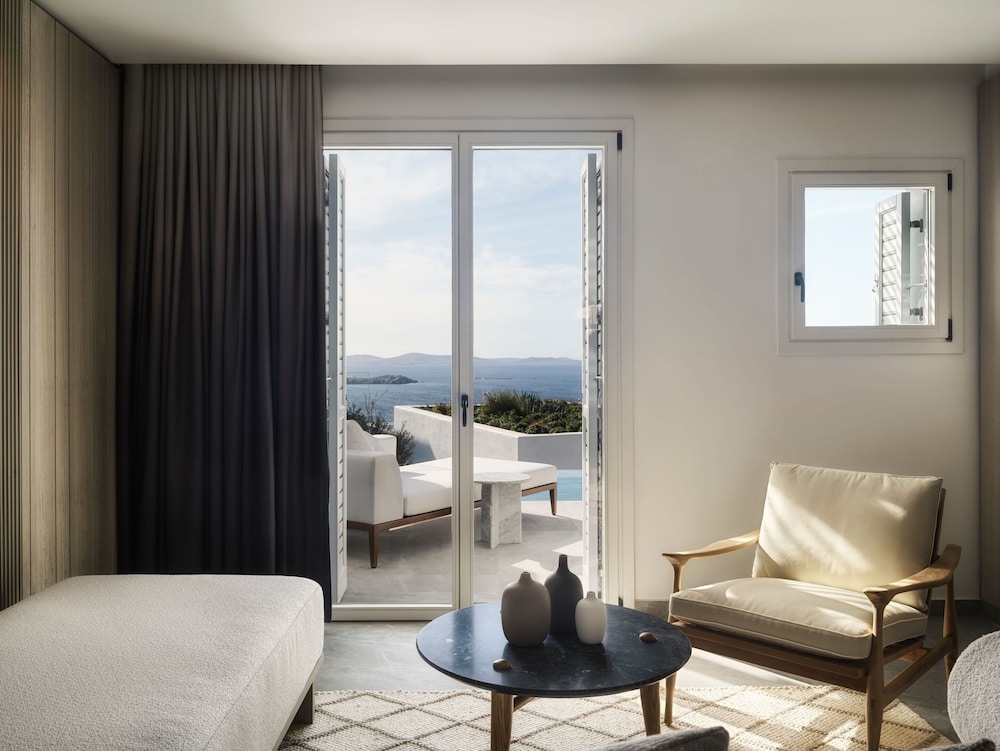 ALPHA One Bedroom Residence with Private Pool & Sea View - Photo 4