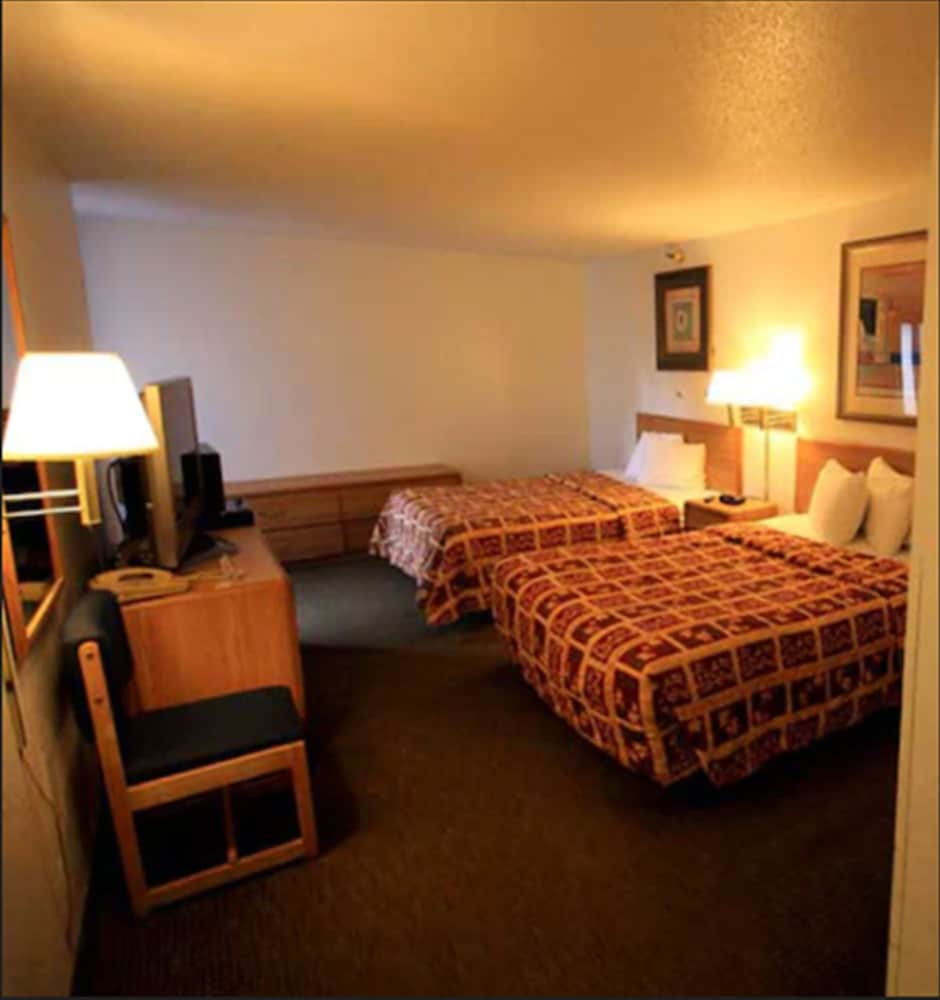 Comfort 2 Queen Bed Non-Smoking photo 2