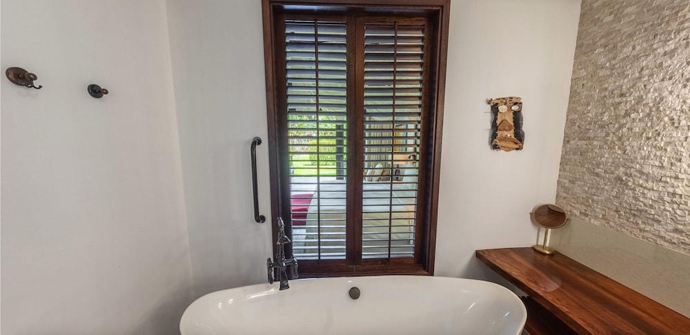 Junior Suite, 1 King Bed