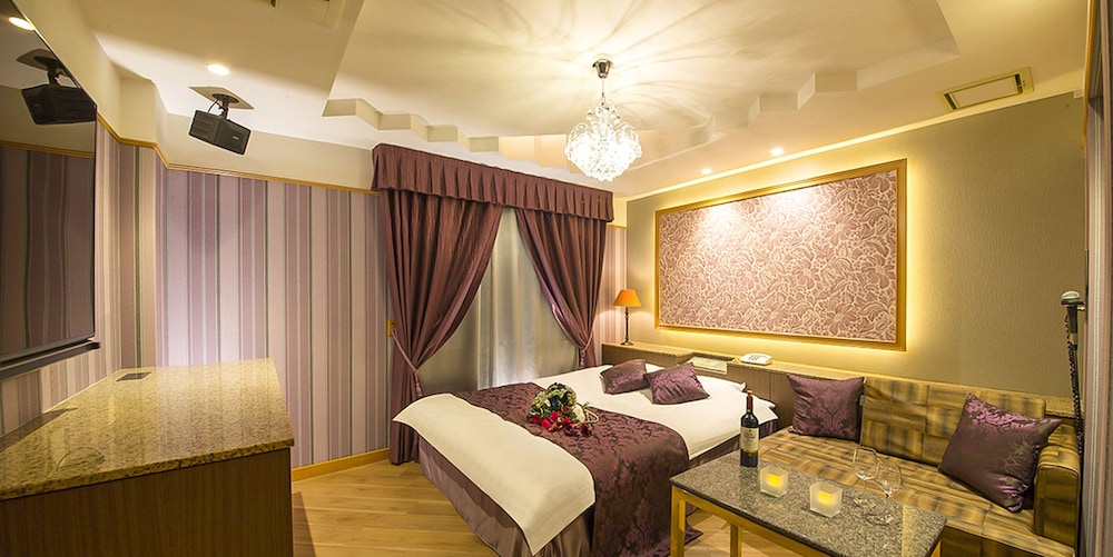 Standard Double Room - Photo 7