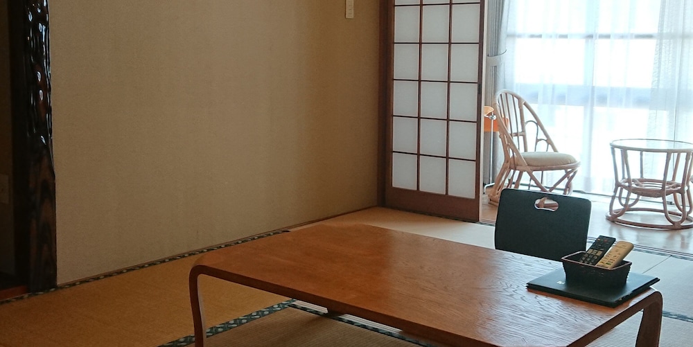 Japanese Style Room With 10 Tatami-Mats, Shared Bathroom And Toilet photo 3