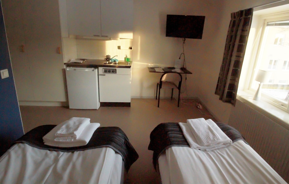 Standard Double or Twin Room photo 3
