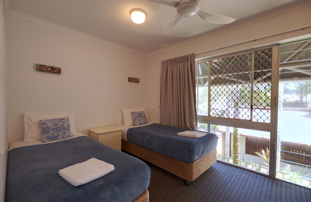 Two Bedroom Superior (Beach Access) photo 3