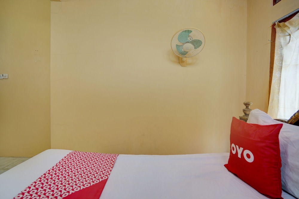 Standard Double Room - Photo 16