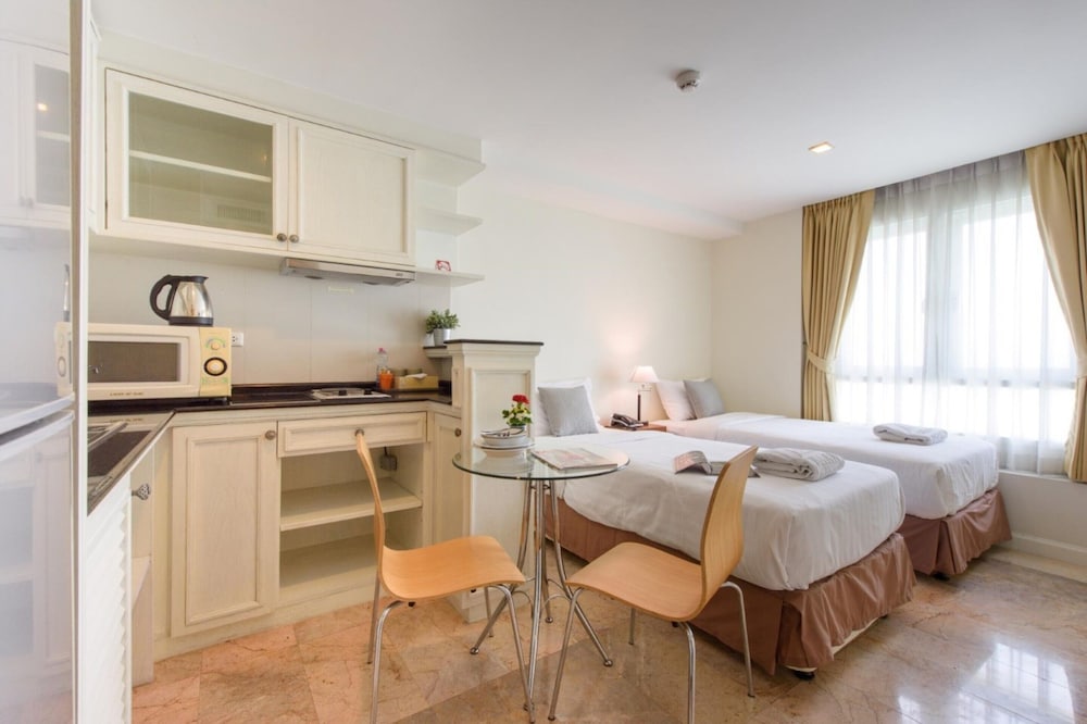 Family Suite (for 4 Persons) (Non Smoking) photo 3