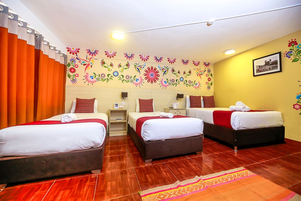 Superior Triple Room, Multiple Beds, City View photo 3