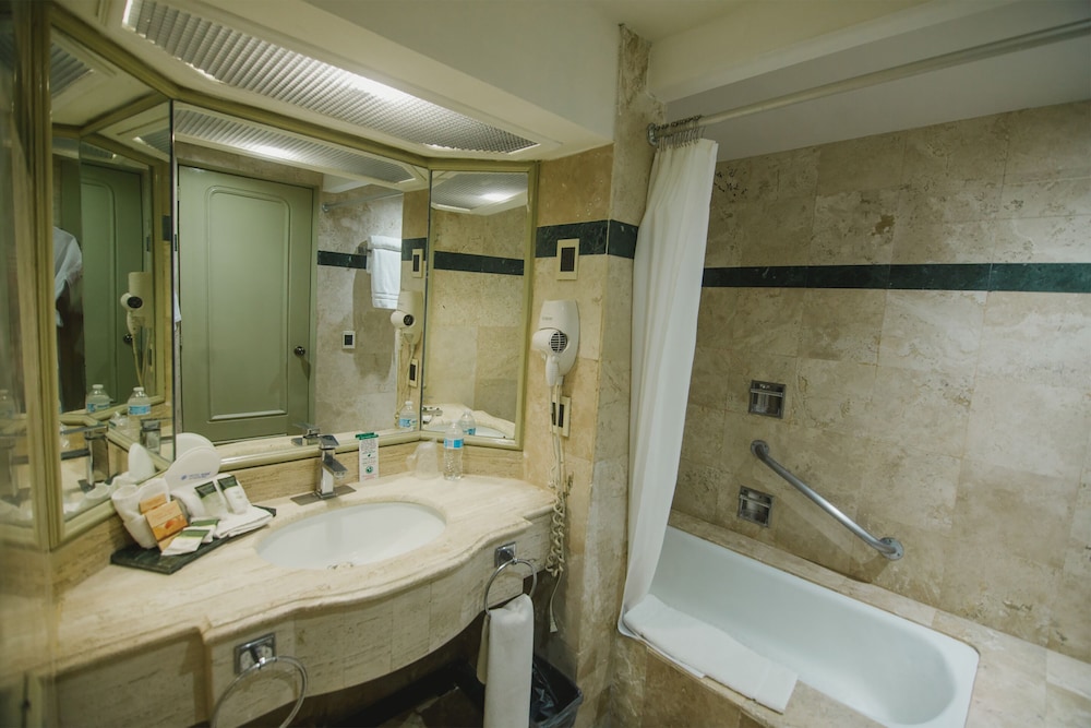 Junior Suite - Photo 10