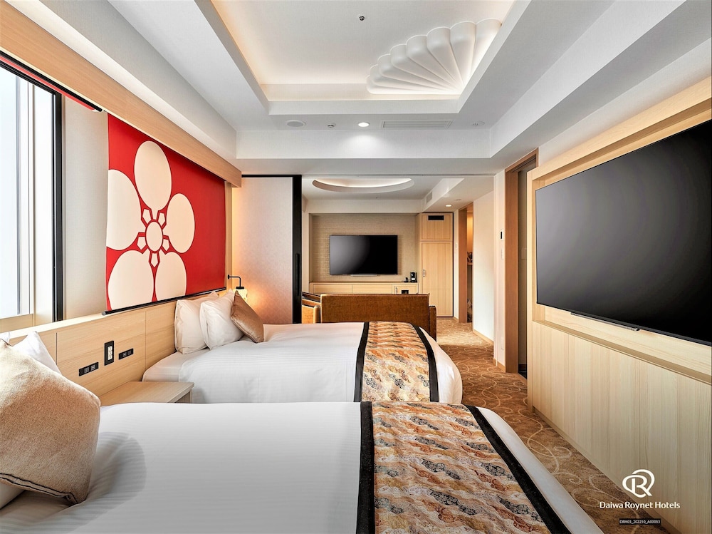 Suite, 2 Double Beds, Non Smoking - Photo 1