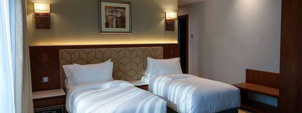 Twin Suite City View - Photo 2