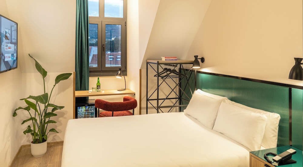 Habitación Básica, Vista a la Ciudad