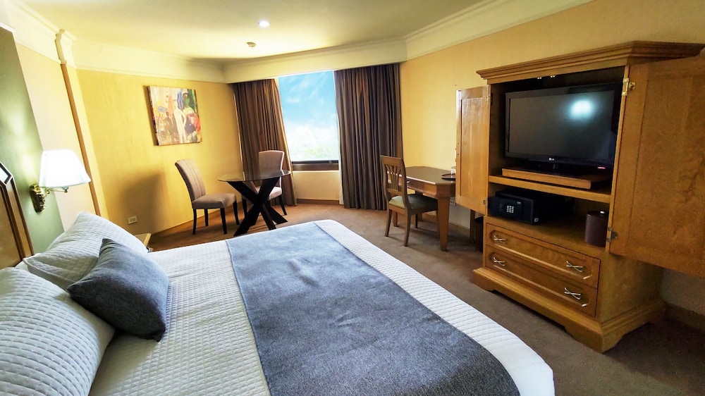 Deluxe Room, 1 King Bed