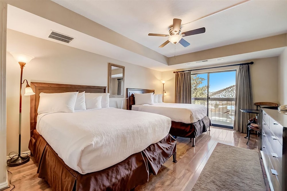 Double Room - Photo 14