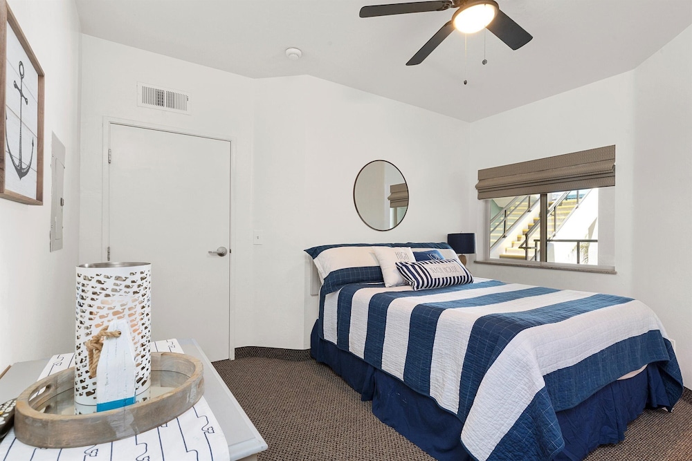 204 - Whales Inn photo 2