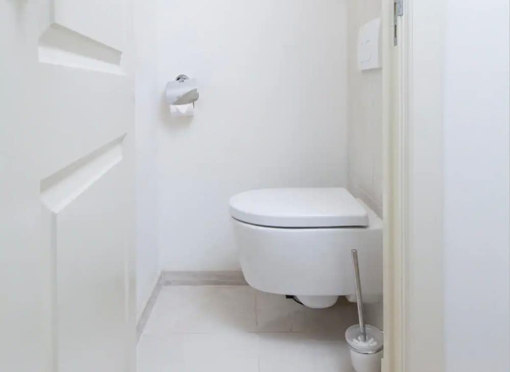 Basic Apartment photo 2
