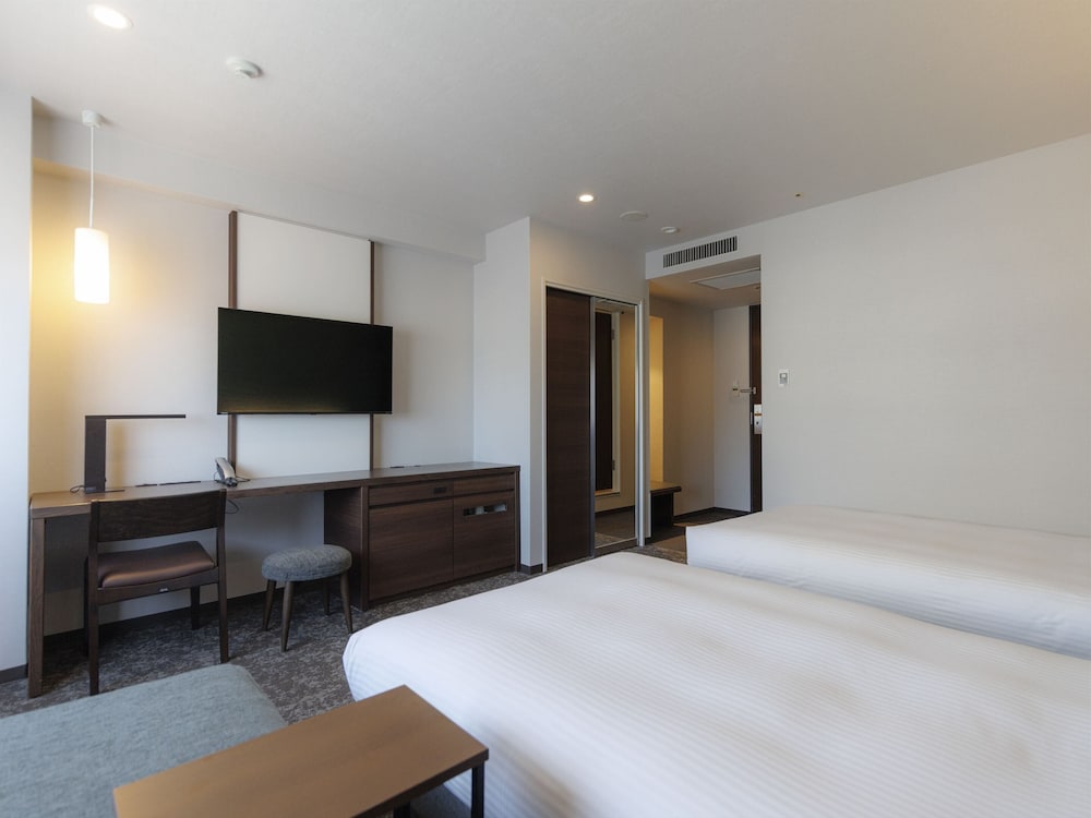 Superior Twin Room, Non Smoking (2PAX) - Photo 3