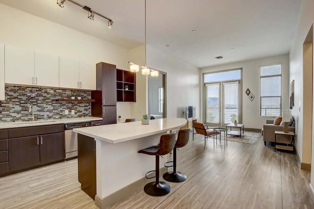 Apartment photo 3