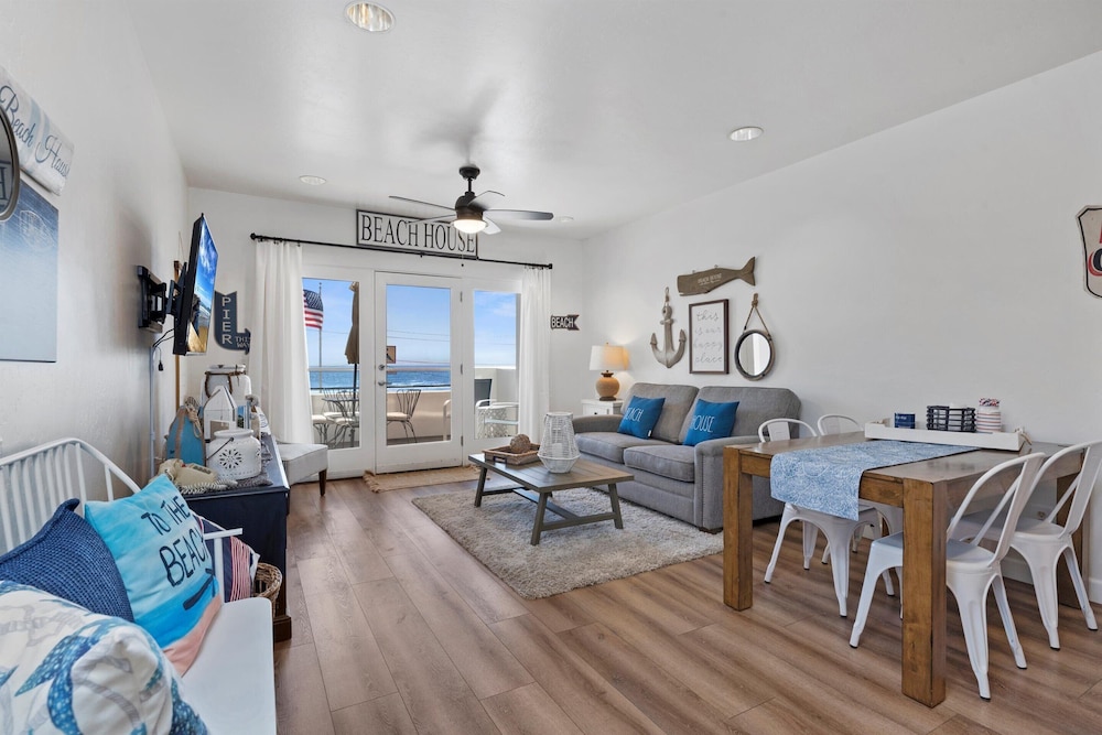 208 - Sand Dollar
