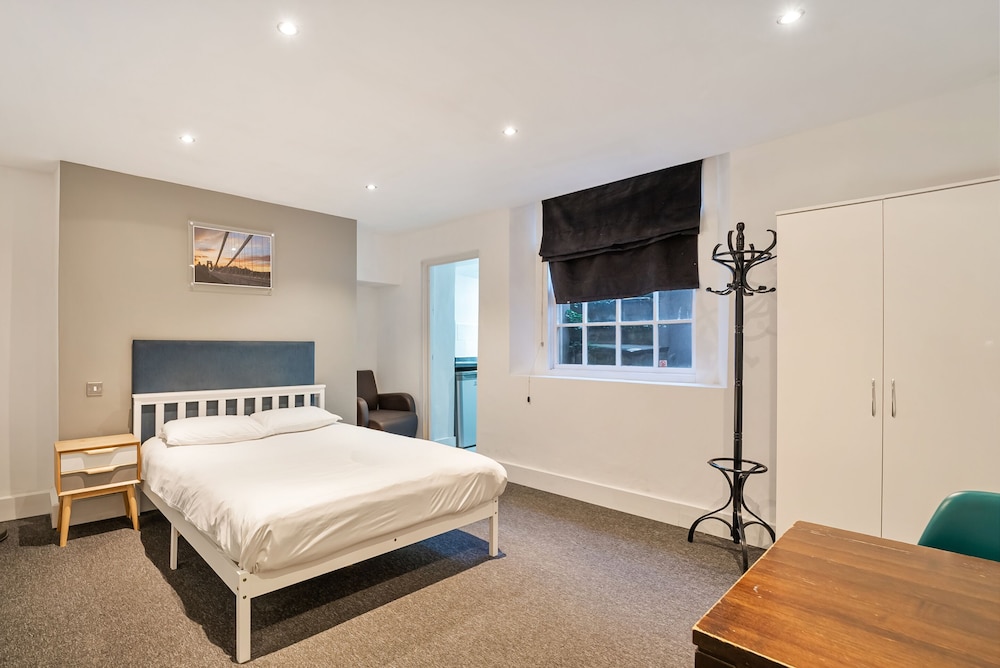 Superior Studio, Ensuite