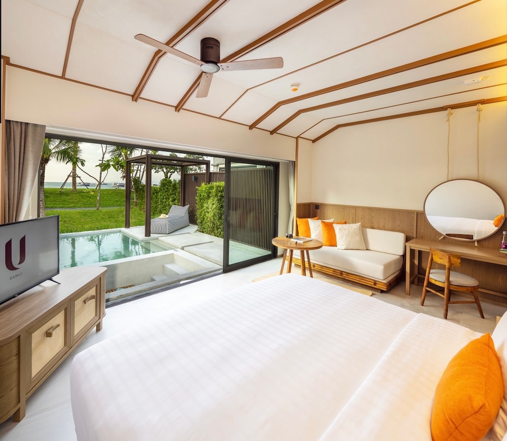 Beachfront Pool Villa - Photo 13