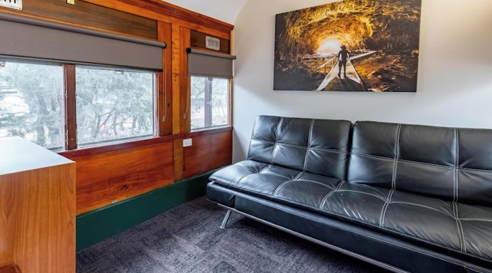 Railway Carriage - Twin