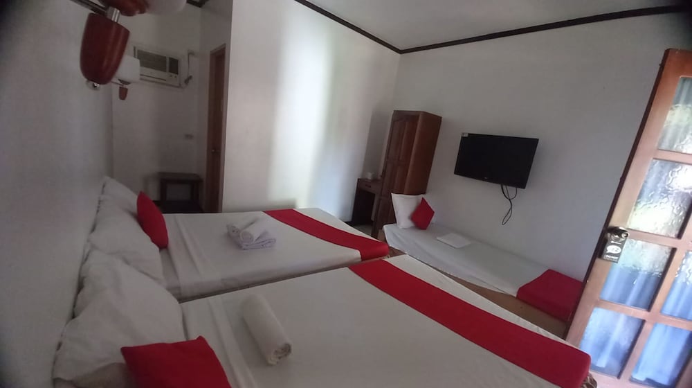 Standard Triple Room photo 3