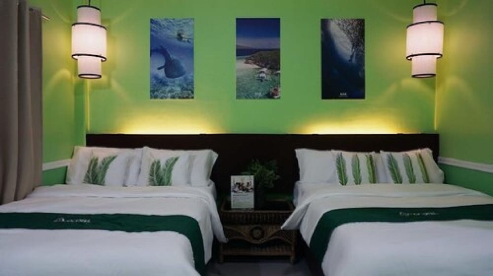 Quadruple Room - Photo 7