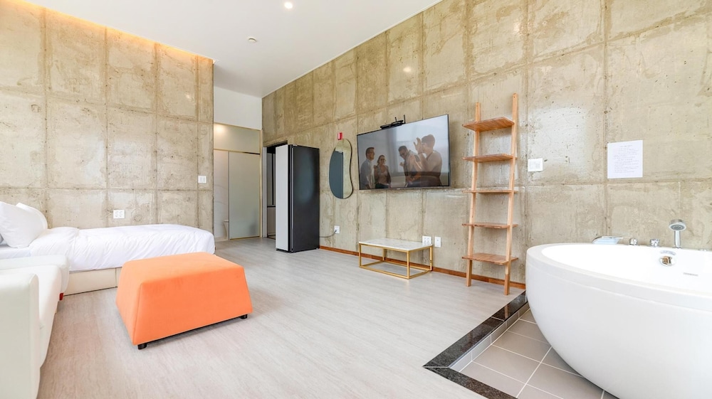Basic Room, 1 Bedroom (302(Spa)) - Photo 7