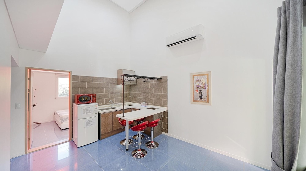 Basic Room, 2 Bedrooms (Poolvilla C) photo 3