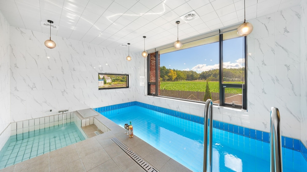 Basic Room, 1 Bedroom (New wing Poolvilla 1 (Forest view))