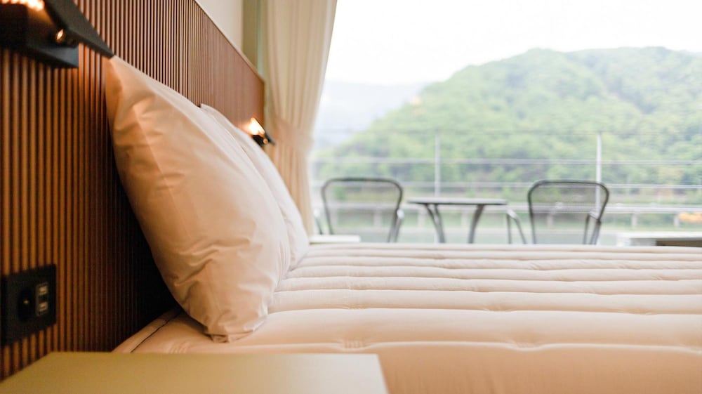 Basic Room, 1 Bedroom (Mint(River View)) - Photo 3